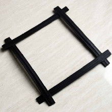 汽車前臉格柵價格、批發(fā)與廠家選購指南，兼論鋼塑土工格柵的區(qū)別